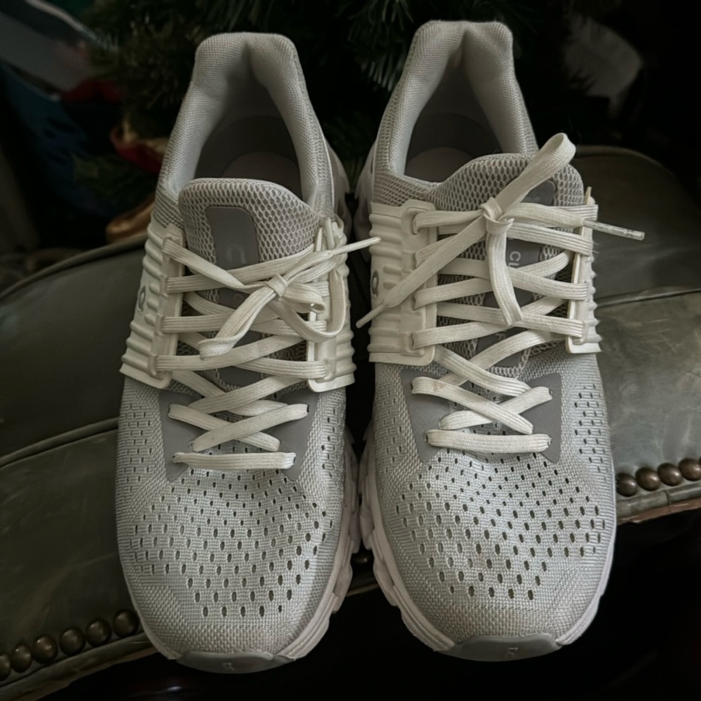 Women's CloudSwift